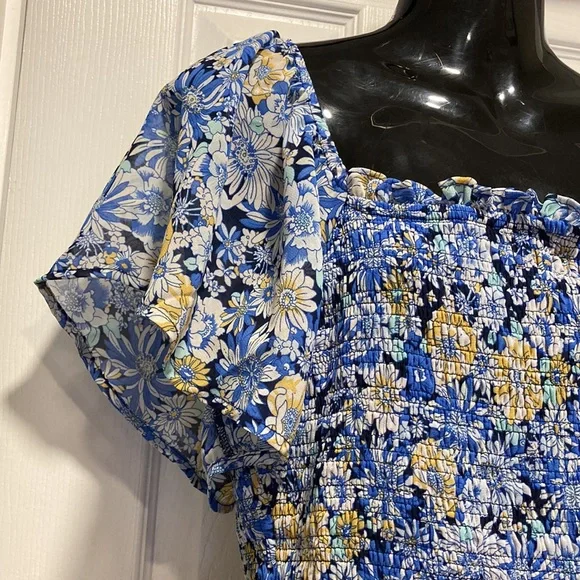 NWOT - ASTR THE LABEL January Floral-Print Flutter Sleeve Crop Top - Sz L - Picture 14 of 16